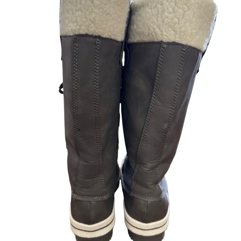 Arctic Shield Women’s Gray Winter Snow Boots Faux Fur Lined Size 6M